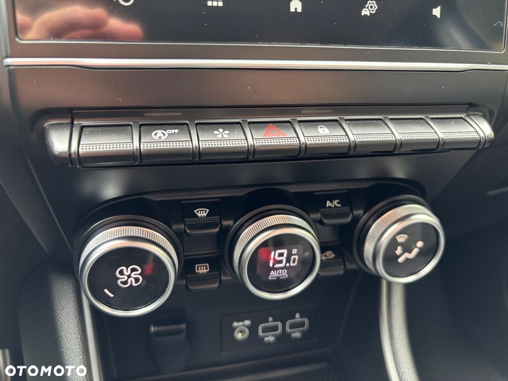Renault Captur - 30