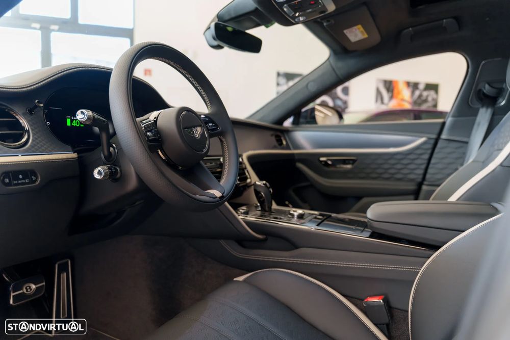 Bentley Flying Spur 4.0 Hybrid Speed - 3