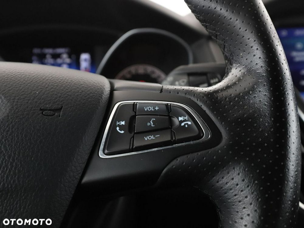 Ford Focus 2.0 EcoBoost ST - 32