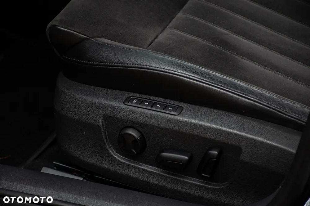 Skoda Superb 2.0 TDI 4x4 DSG Premium Edition - 6