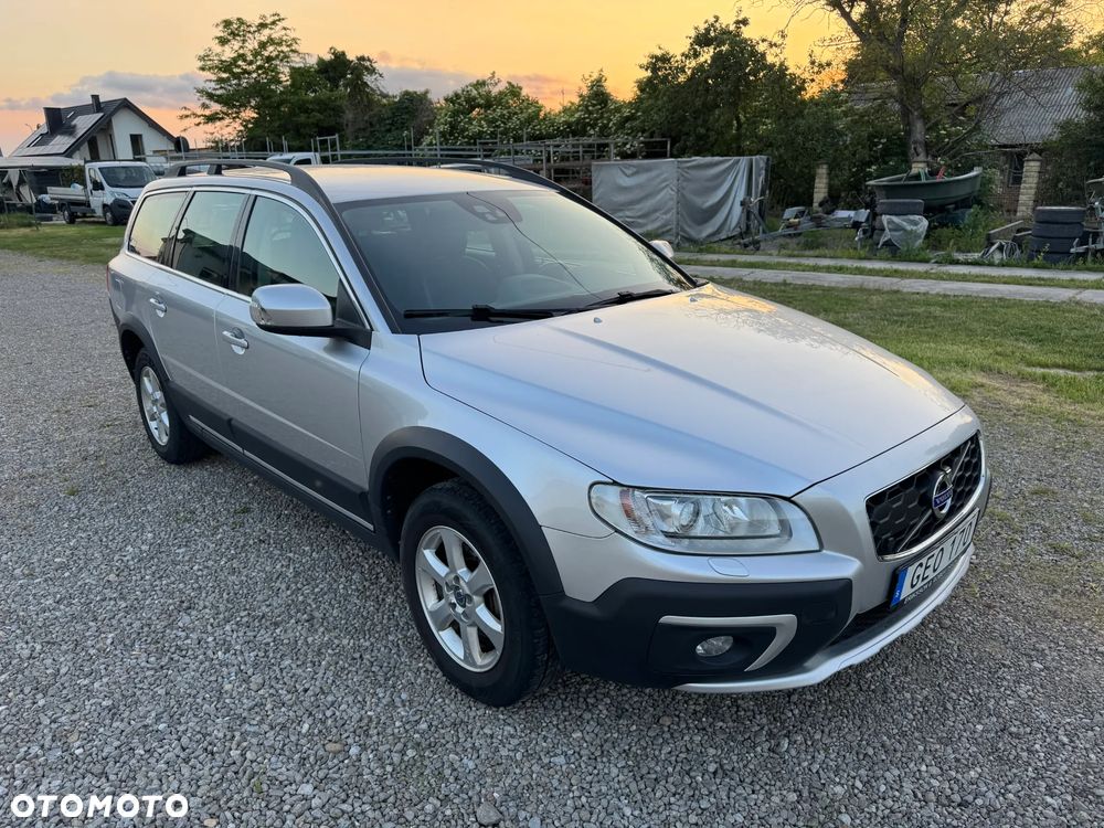 Volvo XC 70 D4 AWD Momentum - 4