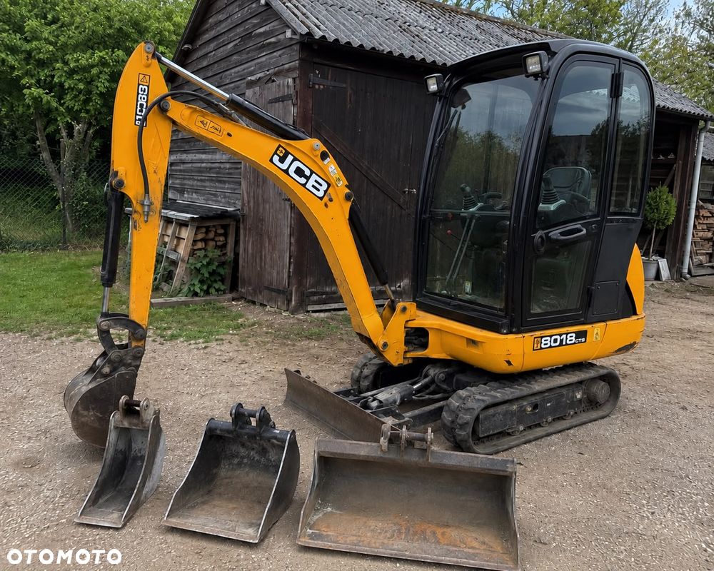 JCB 8018 - 5