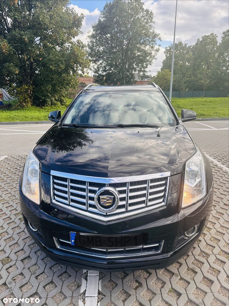 Cadillac SRX - 1