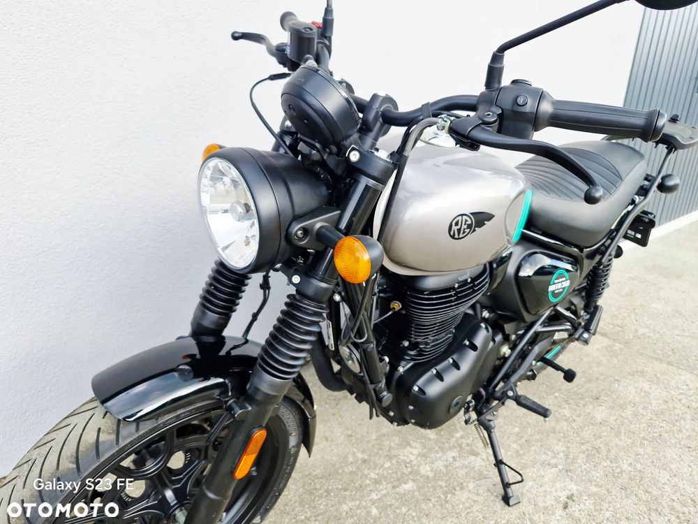 Royal Enfield HNTR - 11
