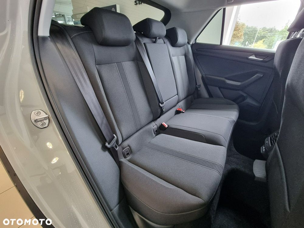 Volkswagen T-Roc - 11