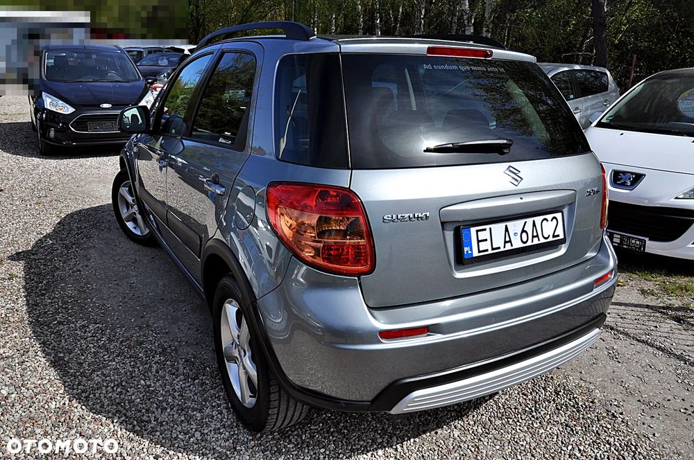 Suzuki SX4 - 8