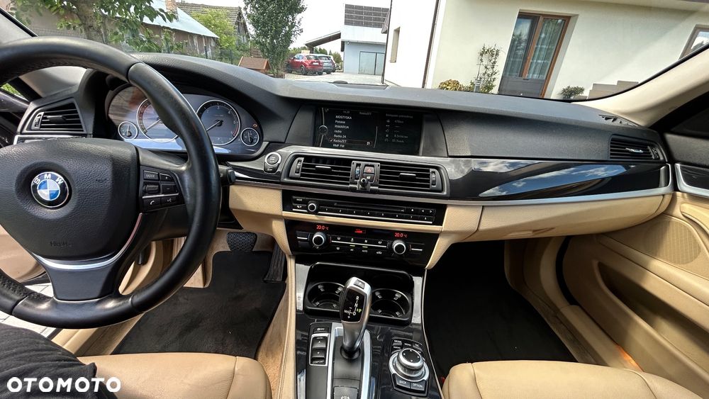 BMW Seria 5 520d Luxury Line - 19