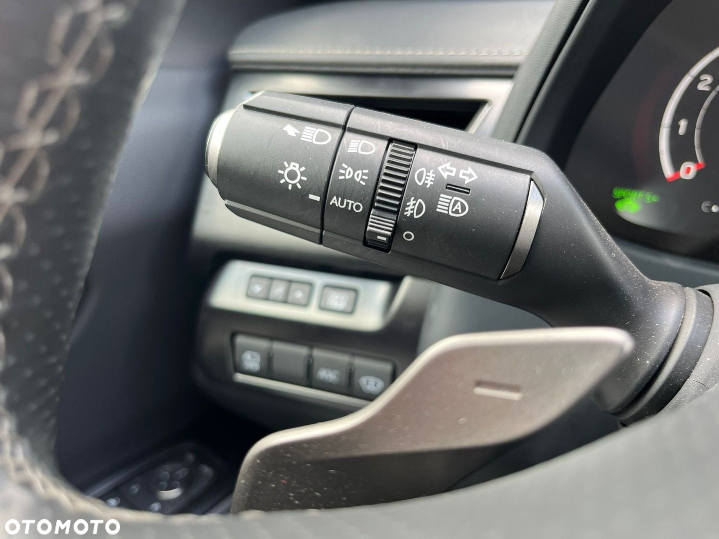 Lexus UX - 27