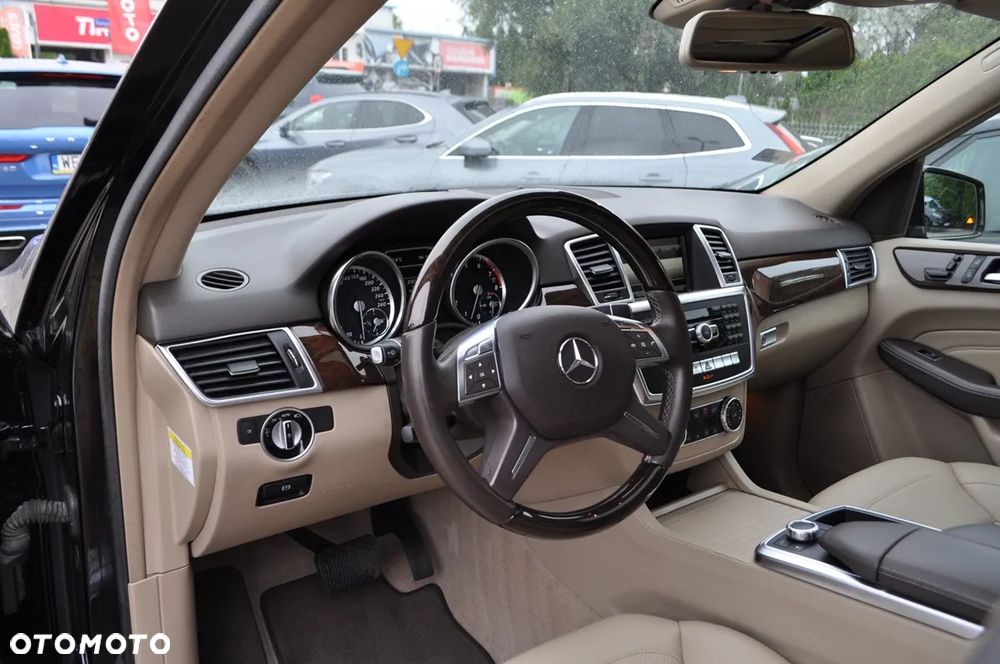 Mercedes-Benz ML 350 4MATIC BlueEFFICIENCY 7G-TRONIC Edition 1 - 15