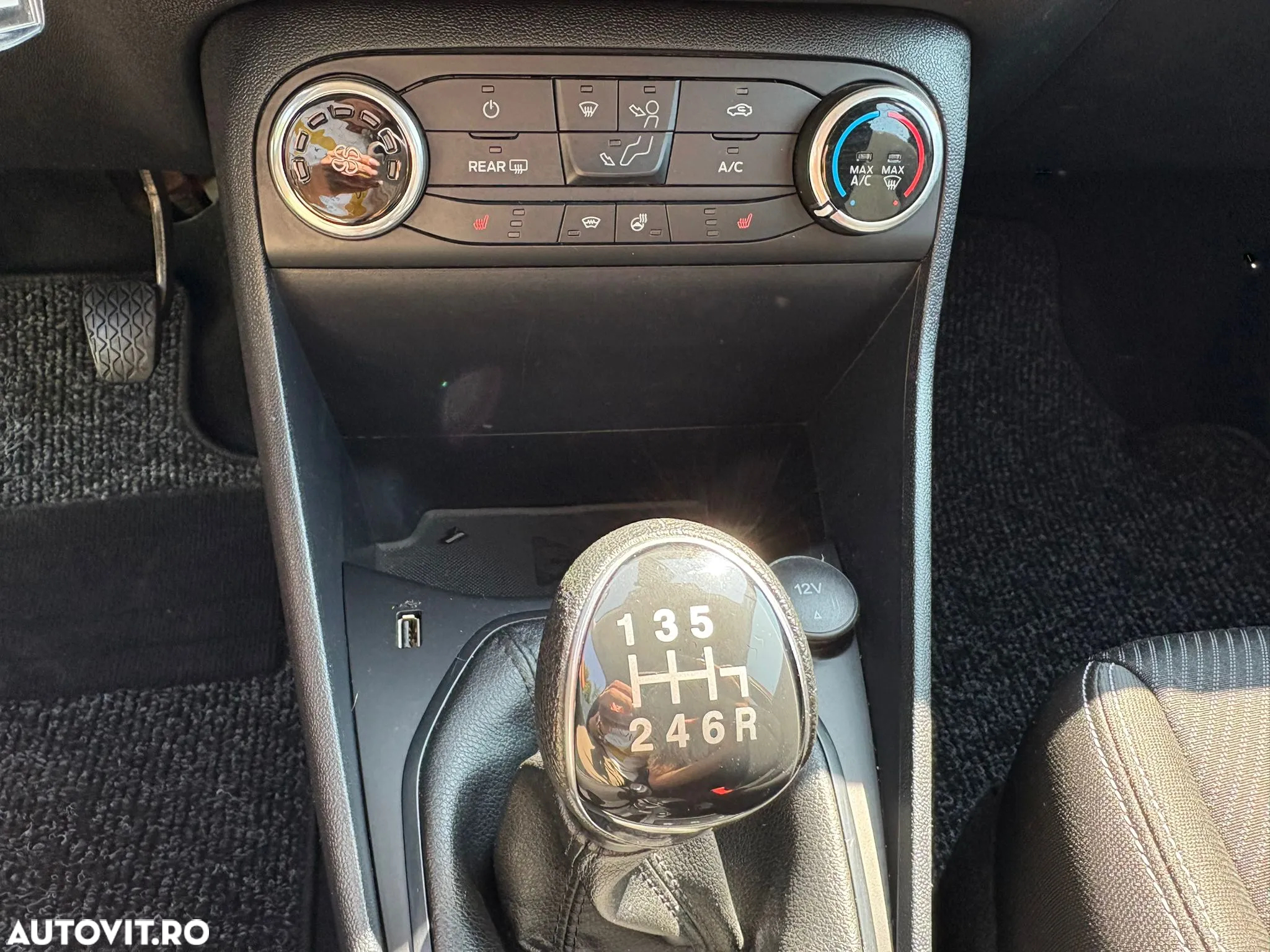 Ford Fiesta 1.0 EcoBoost Active II - 12