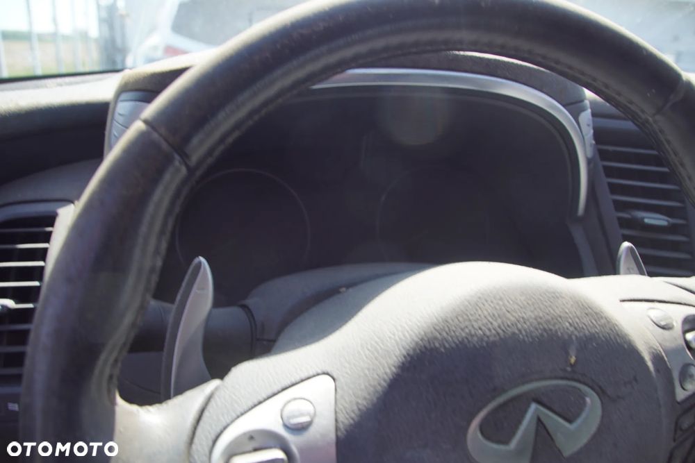 Auto na części - Infiniti FX30d S II 3.0 D 238 KM V9X RE7R01A GAC 2013R Silnik Skrzynia Zderzak Drzwi Klapa Lampa Relingi Szyby Lusterko Klamka Deska Kokpit Sterownik Moduł Czujnik Licznik Wyświetlacz Panel Kierownica - 11