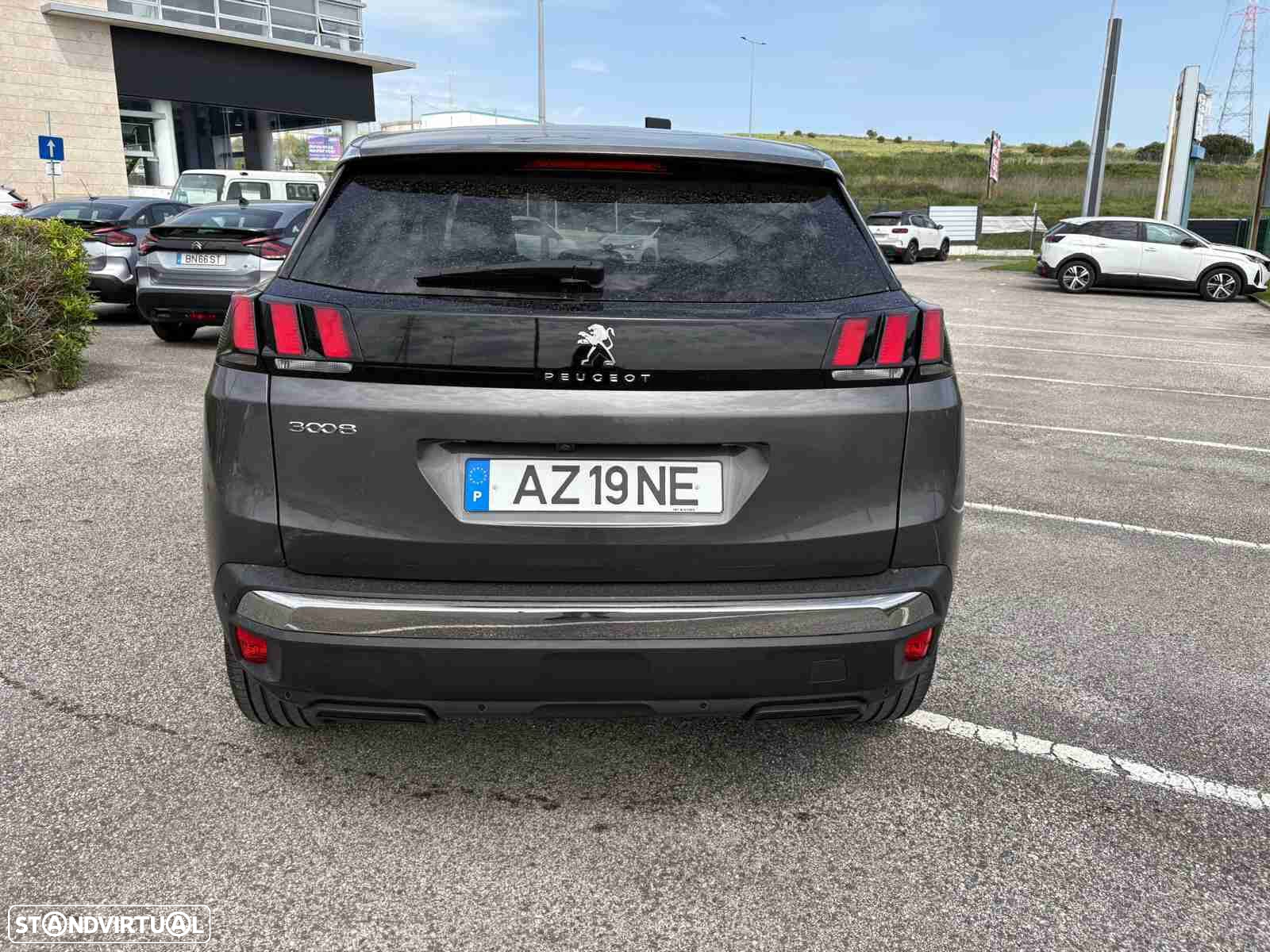 Peugeot 3008 1.5 BlueHDi Allure Pack EAT8 - 4