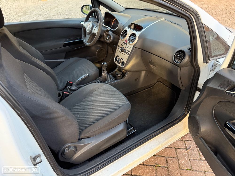 Opel Corsa 1.3 CDTi A/C - 11