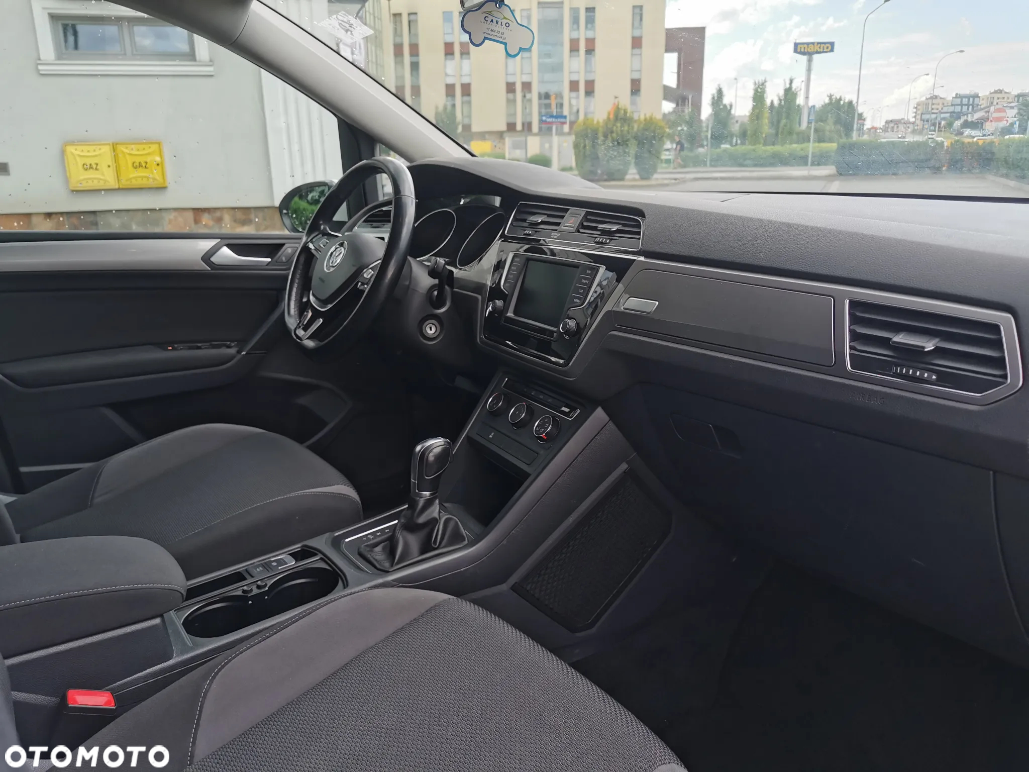 Volkswagen Touran 1.6 TDI SCR (BlueMotion Technology) DSG Comfortline - 9