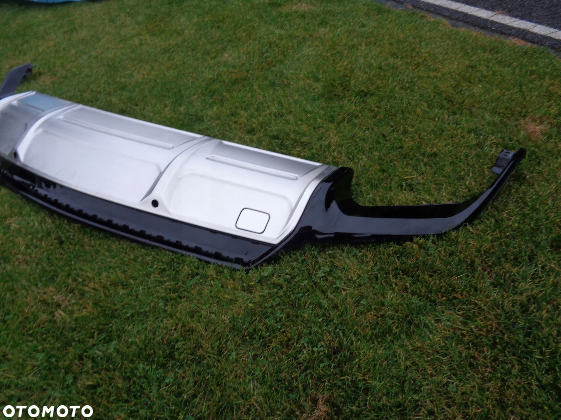 DYFUZOR SPOILER TYŁ ZDERZAK Lamborghini Urus ORYGINAŁ - 3