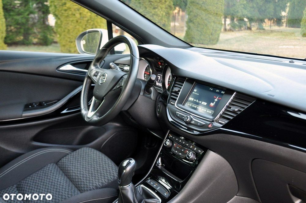 Opel Astra - 18