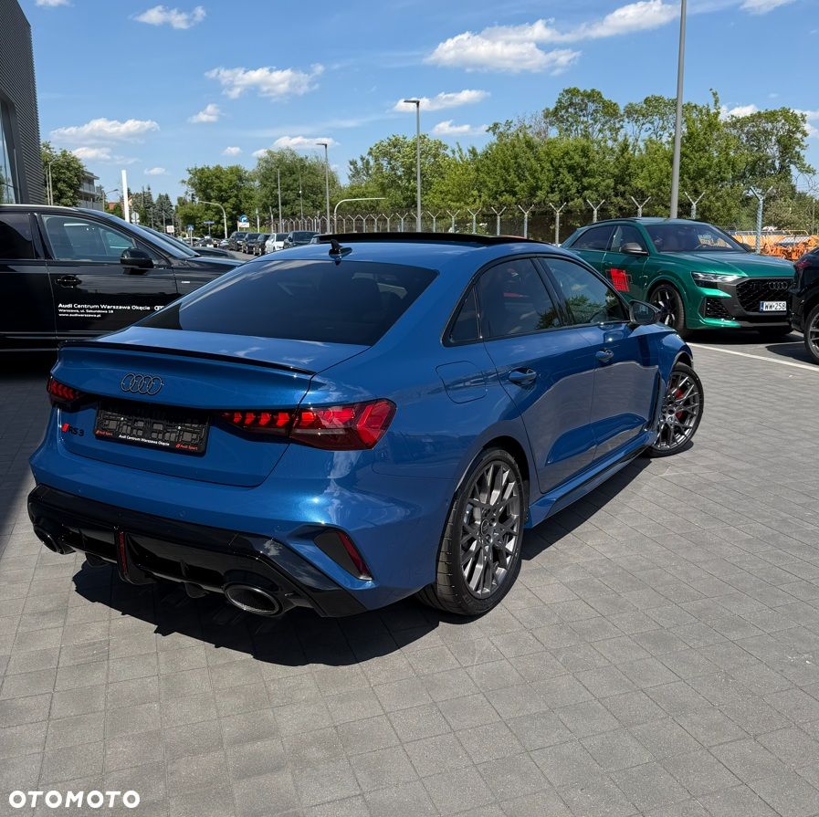 Audi RS3 Limousine - 18