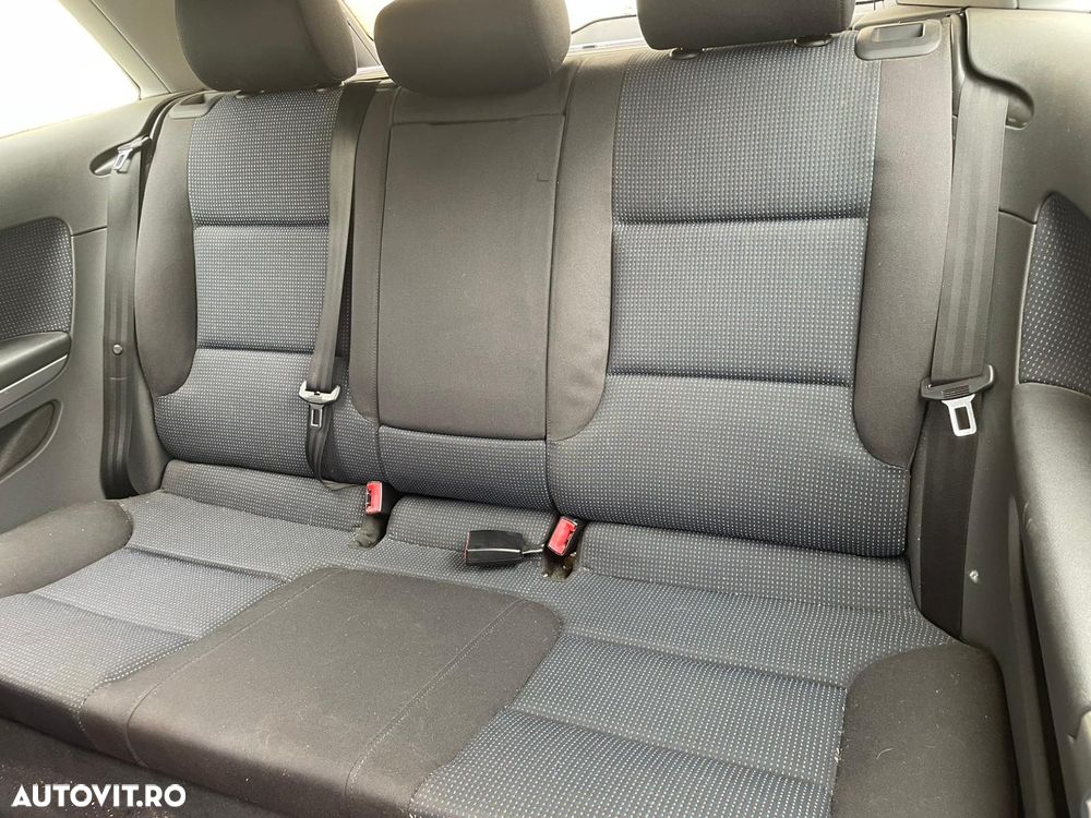 Audi A3 2.0 TDI DPF Ambiente - 27