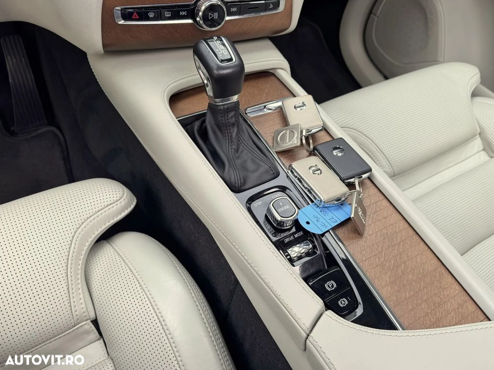 Volvo XC 90 D5 AWD Geartronic Inscription - 15