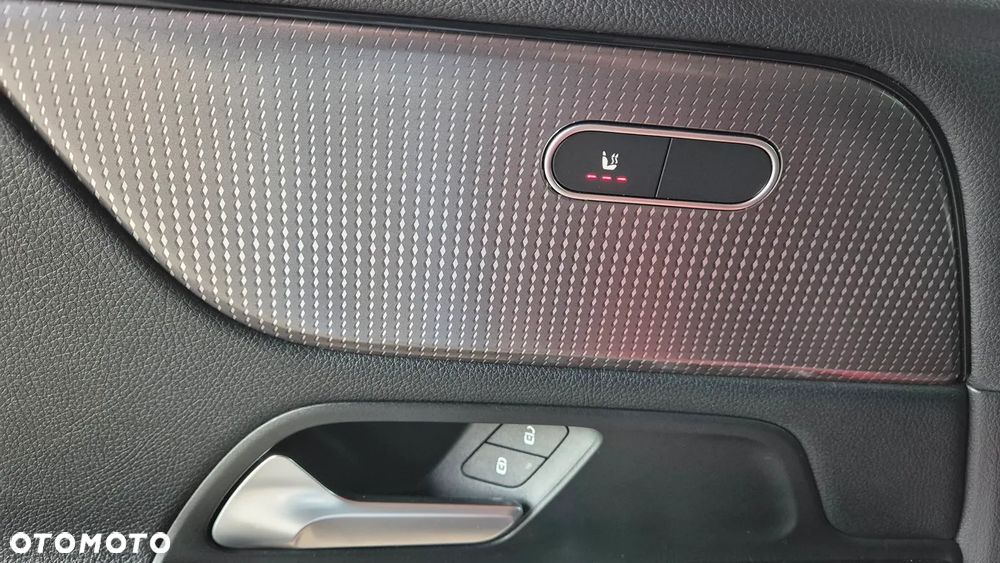 Mercedes-Benz Klasa B 180 Progressive 7G-DCT - 11