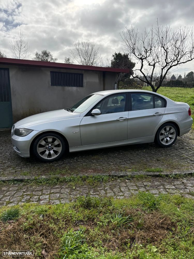 BMW 320 d - 2