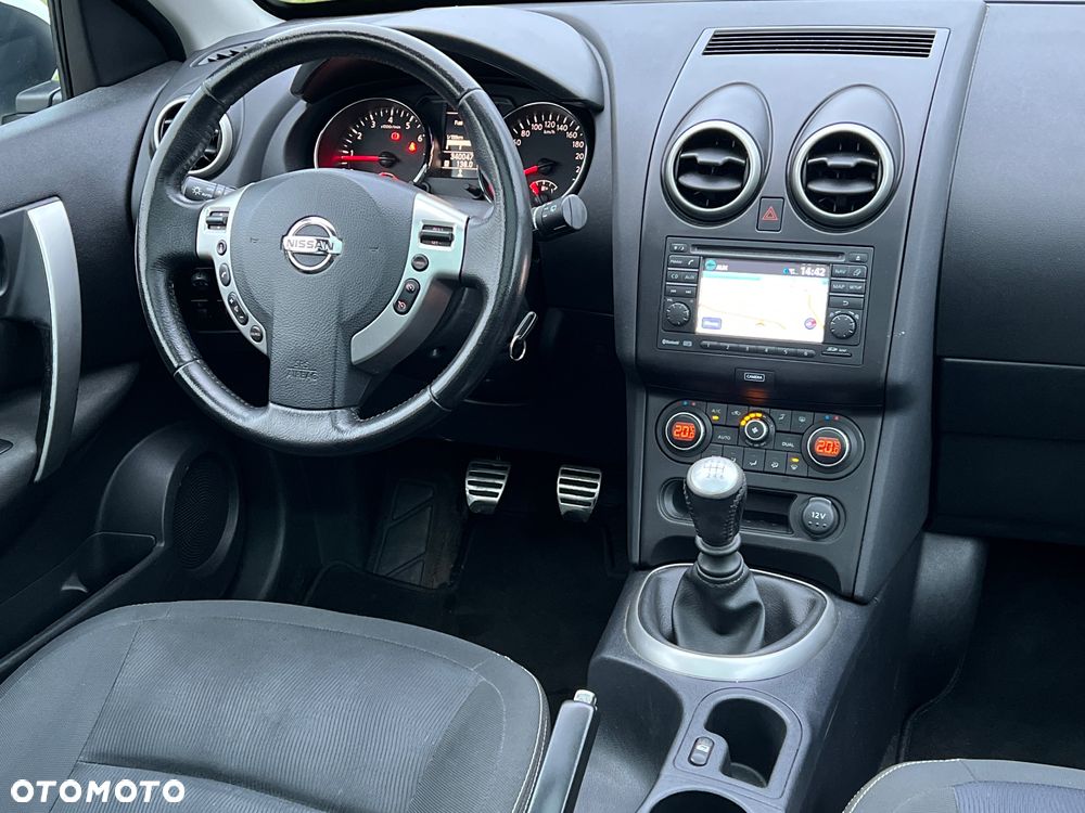 Nissan Qashqai 2.0 tekna - 24