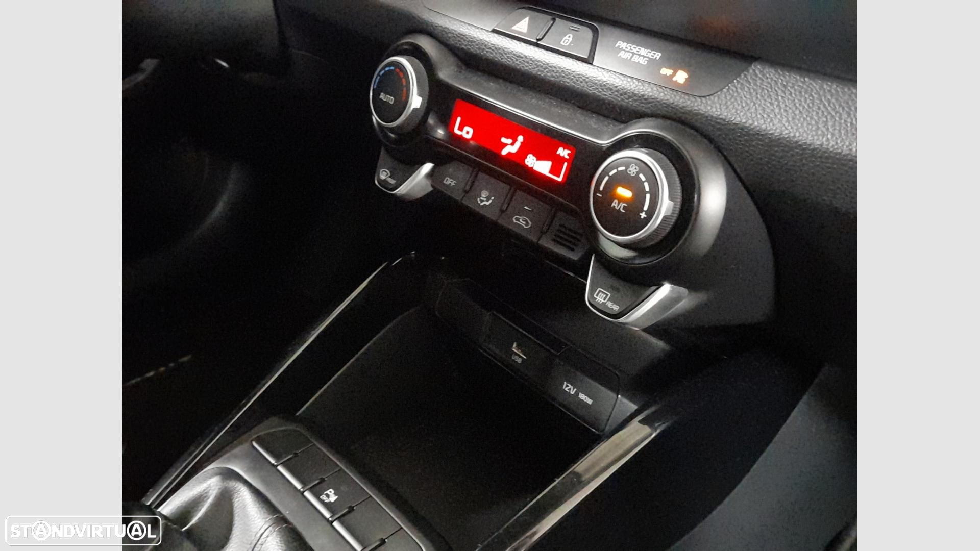 Kia Stonic 1.0 T-GDI Wave - 15