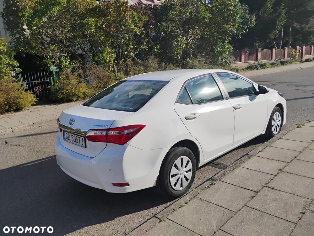 Toyota Corolla - 3