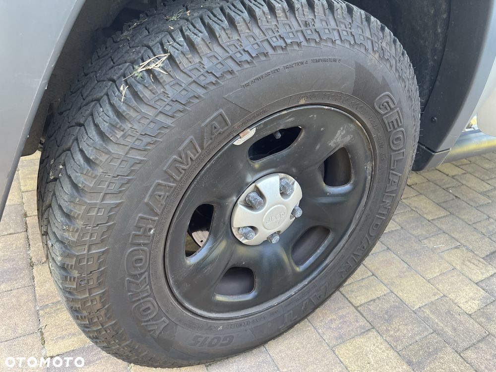 Jeep Cherokee - 8