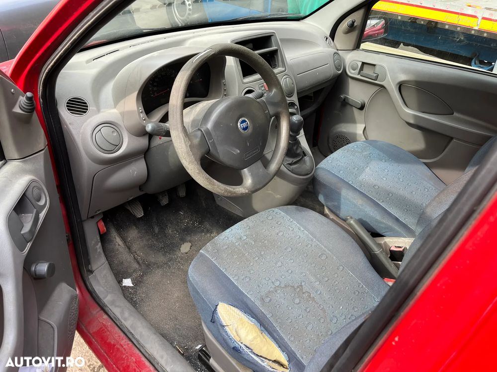 Dezmembrez Fiat Panda 2005 rosu benzina - 15