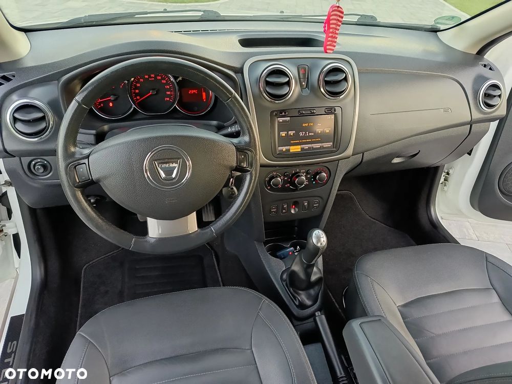 Dacia Sandero Stepway - 11