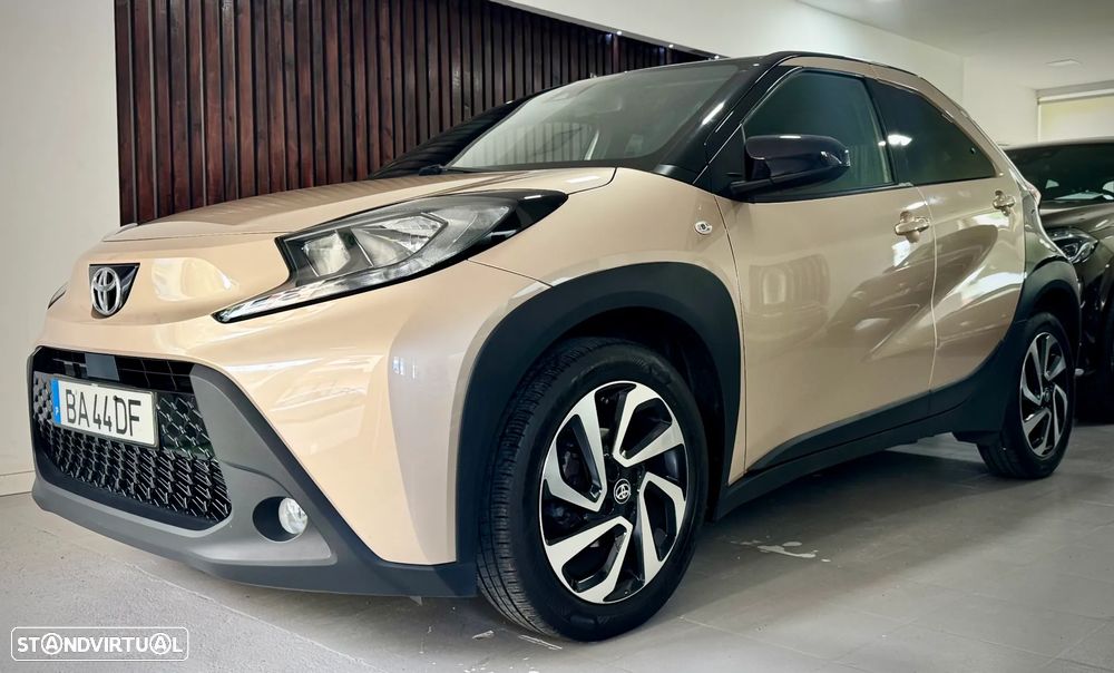 Toyota Aygo X 1.0 Pulse CVT - 2