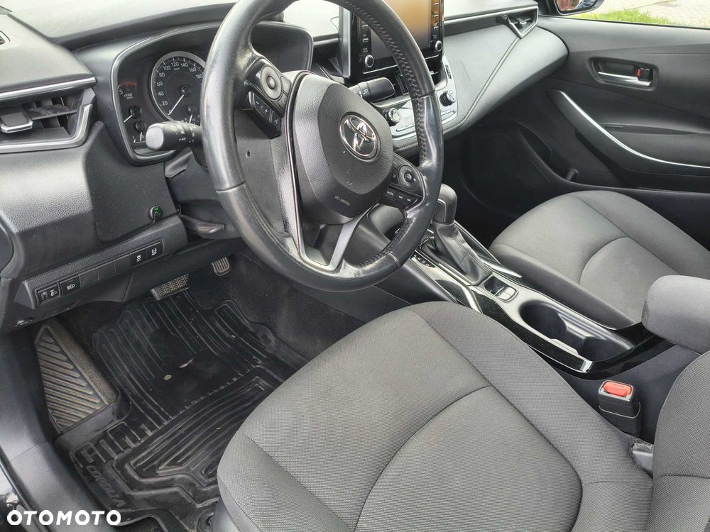 Toyota Corolla - 8