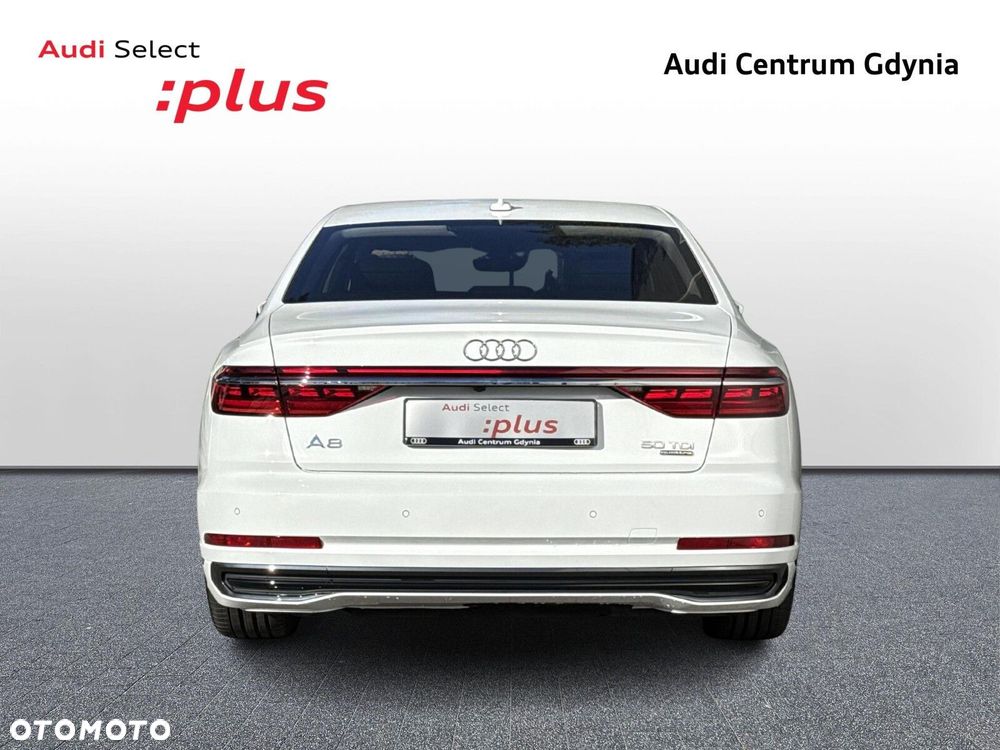 Audi A8 - 4