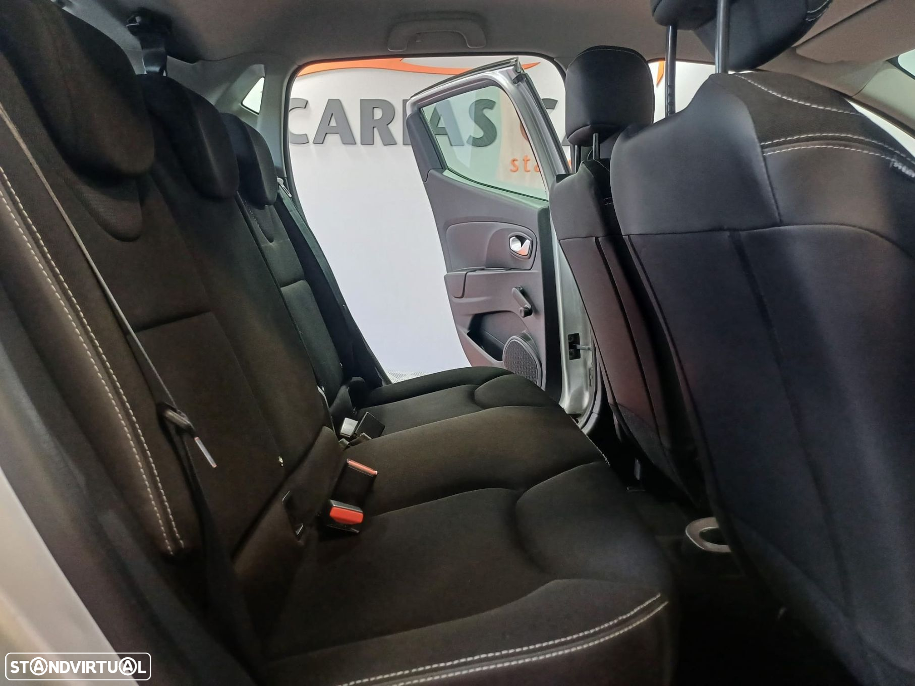 Renault Clio 1.5 dCi Limited - 12