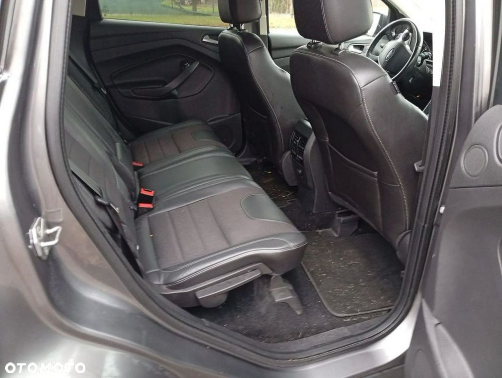 Ford Kuga - 16