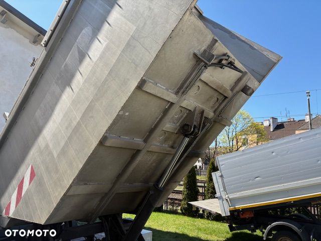 Nissan NT400 Cabstar 3,5t - 18