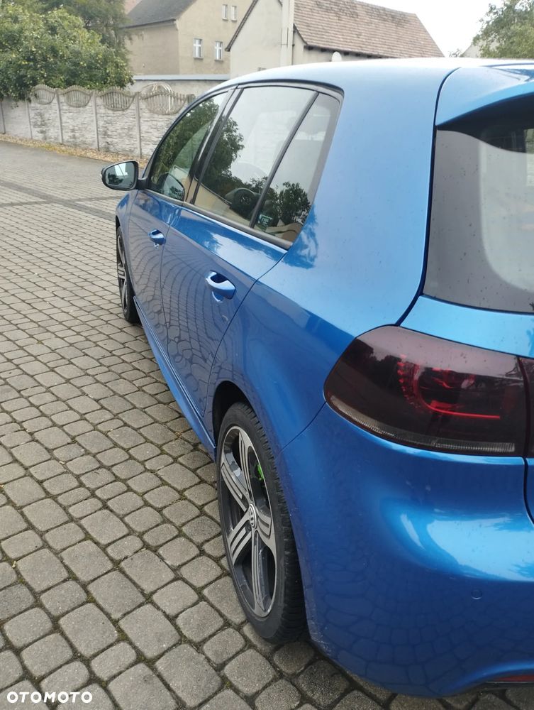 Volkswagen Golf - 10