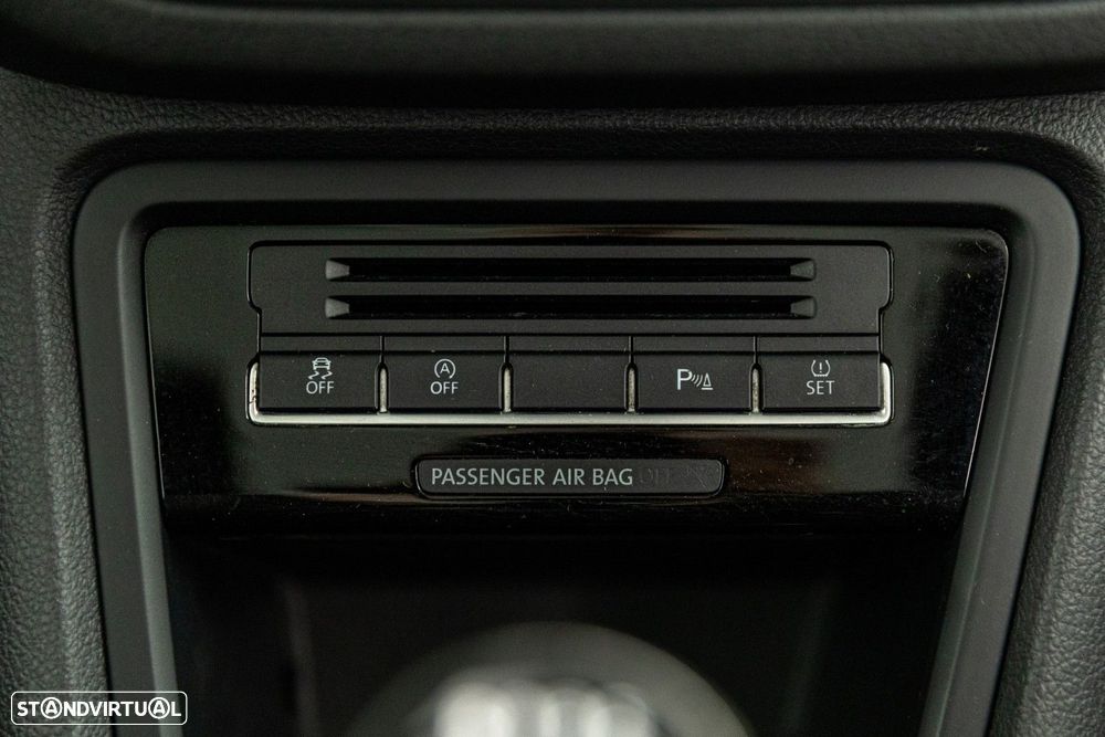 VW Sharan 2.0 TDI Confortline - 18