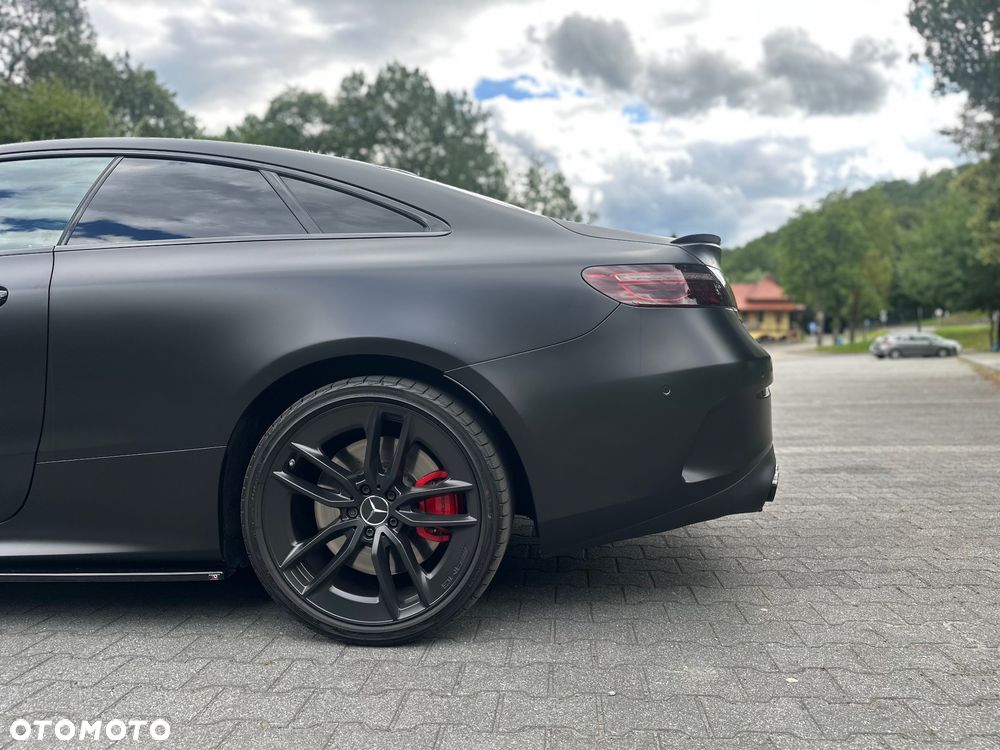 Mercedes-Benz Klasa E - 19