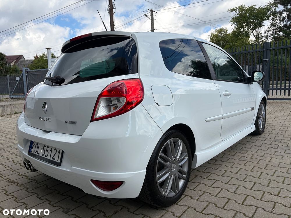 Renault Clio 1.6 16V 130 GT - 5