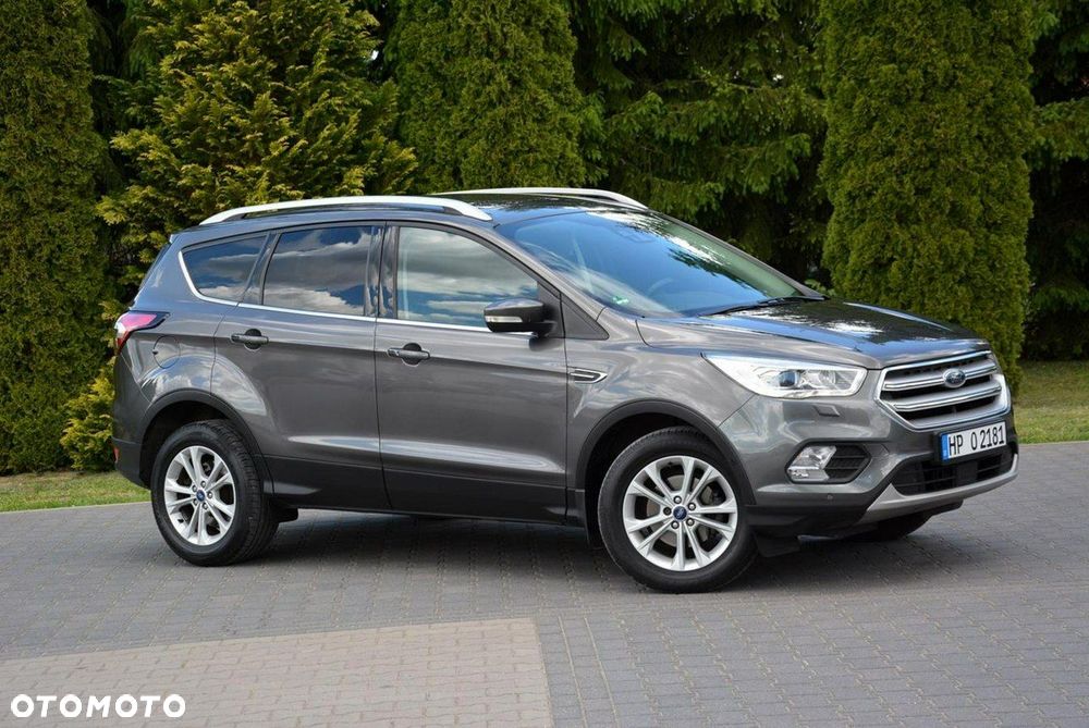 Ford Kuga 1.5 EcoBoost 2x4 Titanium - 11