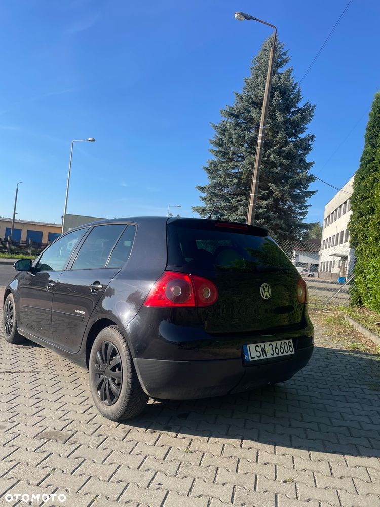 Volkswagen Golf 1.9 TDI Q-Line - 6
