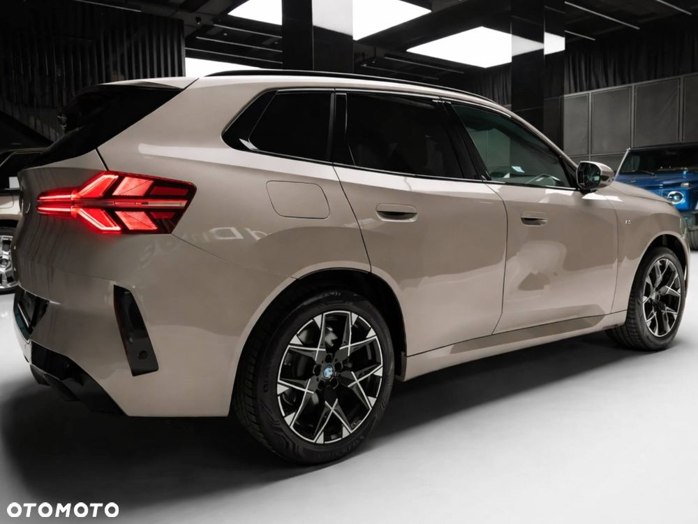 BMW X3 xDrive20 mHEV - 3
