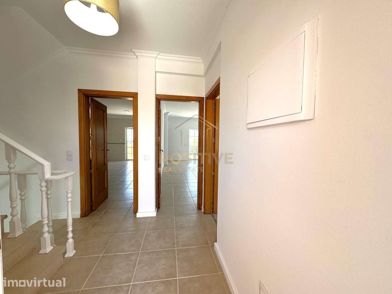 Moradia T4 com piscina e espaços exteriores — conforto familiar ou soc - Grande imagem: 5/55