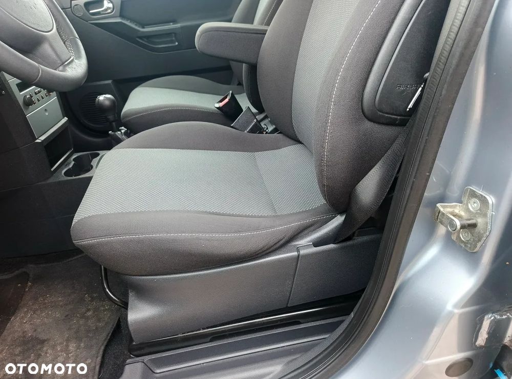 Opel Meriva 1.6 16V INNOVATION - 16