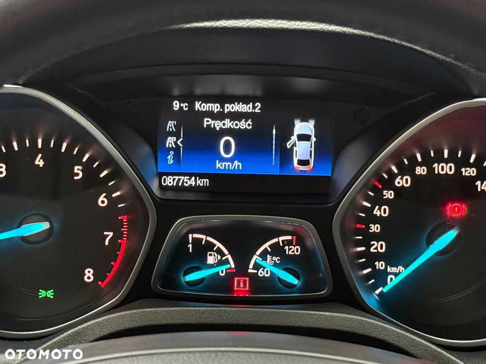 Ford Kuga 1.5 EcoBoost 2x4 Titanium - 18