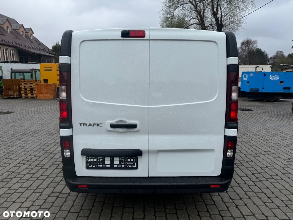 Renault Trafic - 6