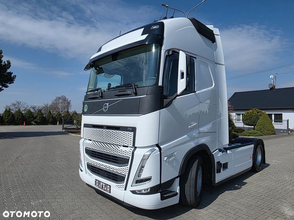 Volvo FH 500 XL Z DE 180 TYŚ KM KLIMA POSTOJOWA FULL LED ACC NAVI KAMERA  JAK NOWY !!! - 1