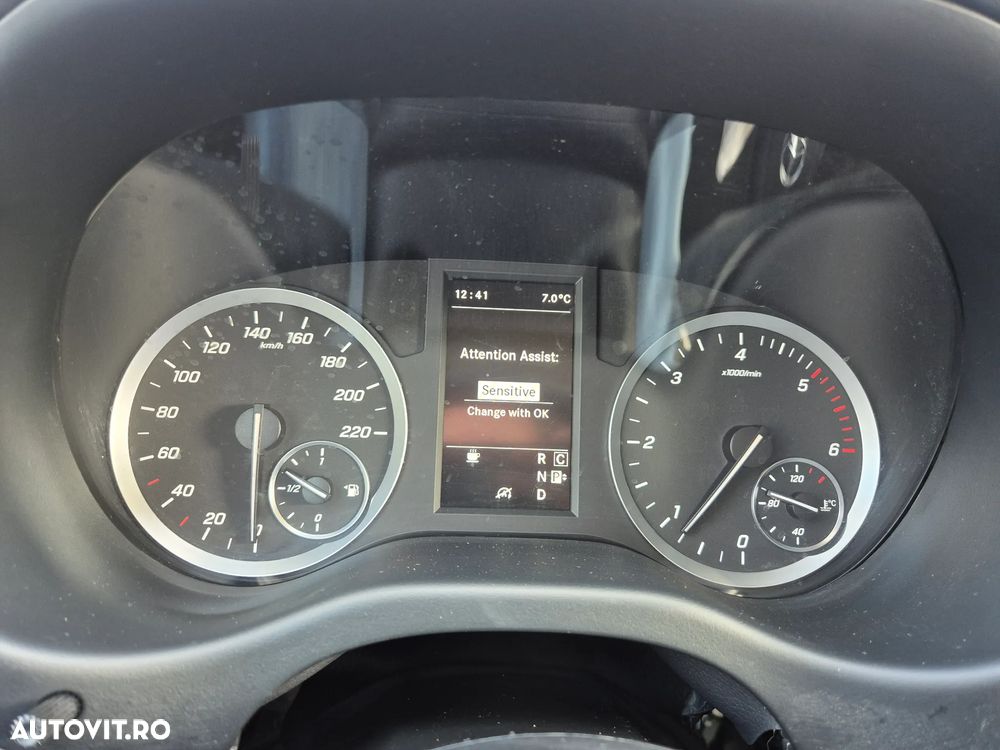 Mercedes-Benz Vito Lung 114 CDI 136CP RWD 9AT Base - 24